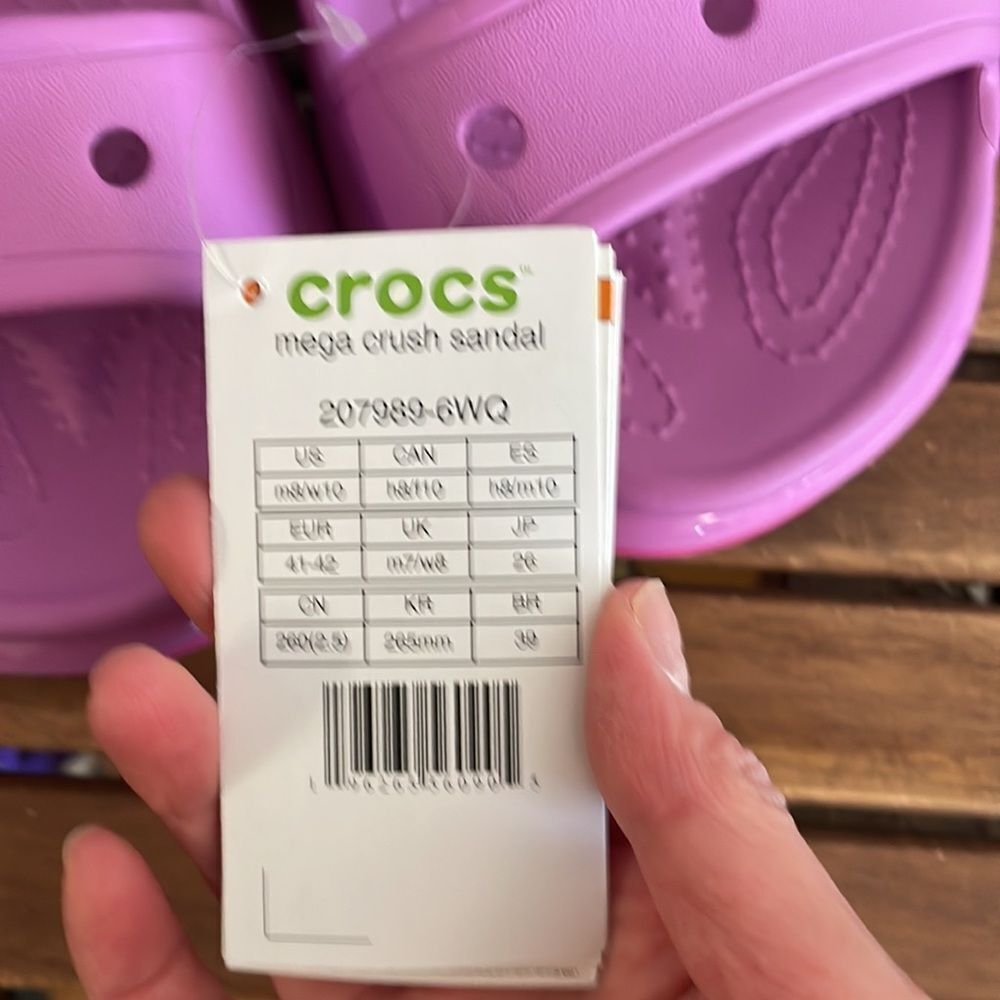 NWT Crocs Classic Mega Crush Platform Sandals Bubble Women Size 10 Men Size 8 - Picture 8 of 8